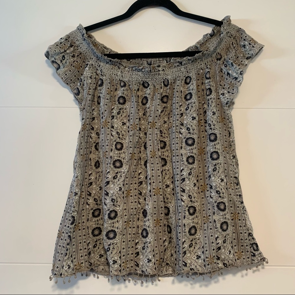 American Eagle | Boho Off Shoulder Shirt